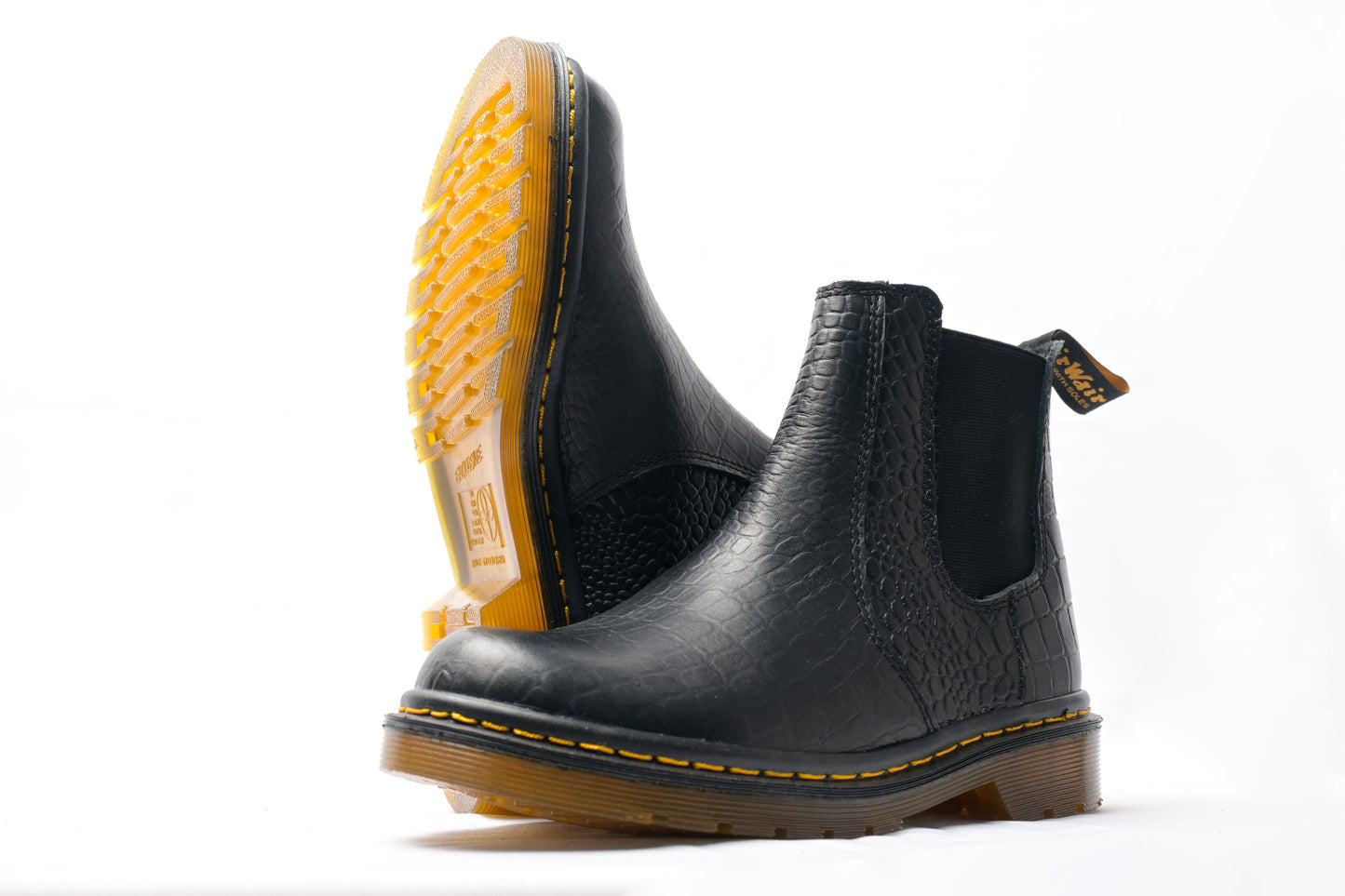 BOTA EN CUERO- BOTIN- CHELSEA COBRA
