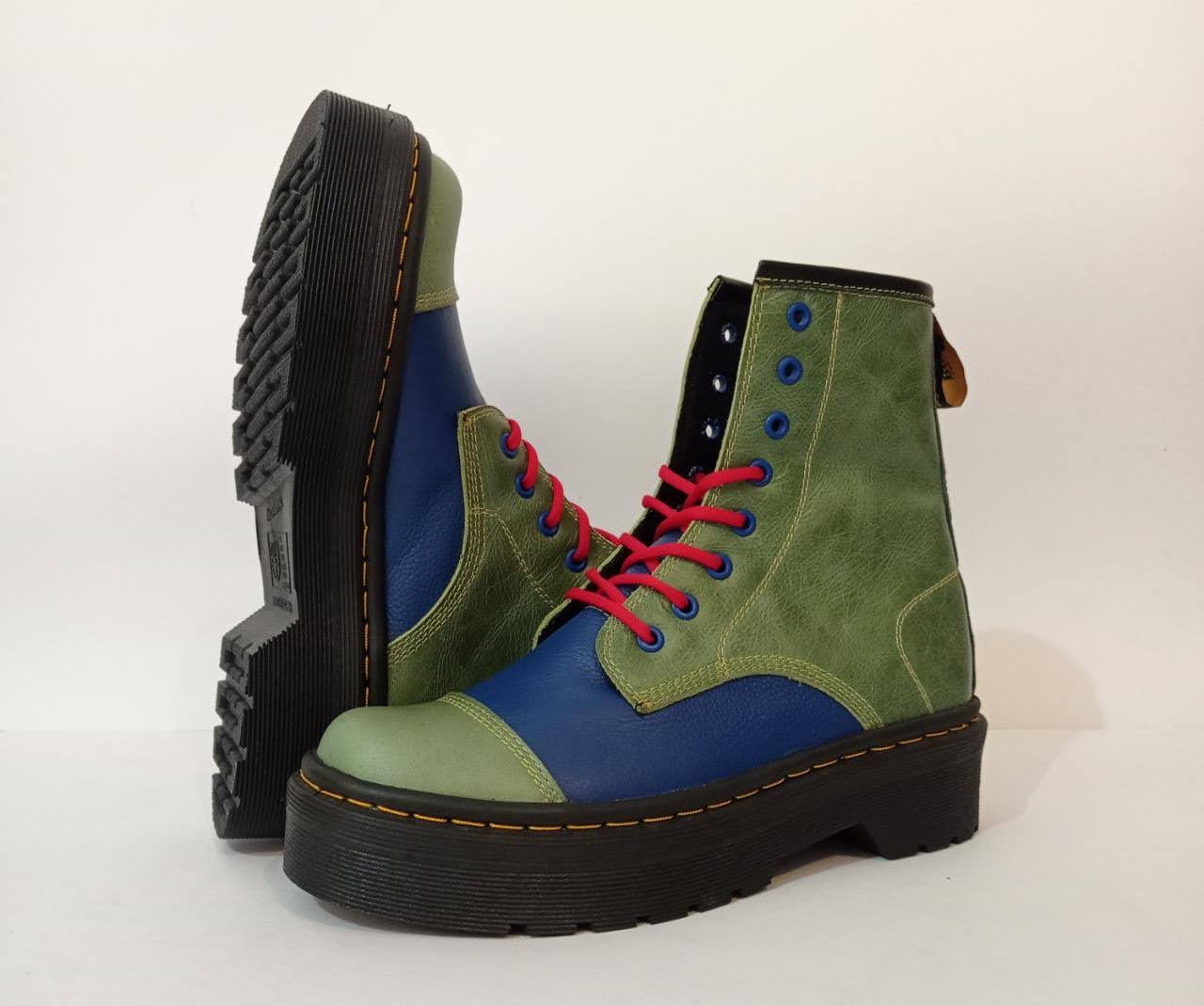 BOTA ALTA- COMBINADA Y PERSONALIZADA CON PLATAFORMA