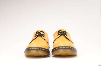 ZAPATO AMARILLO MARTENS
