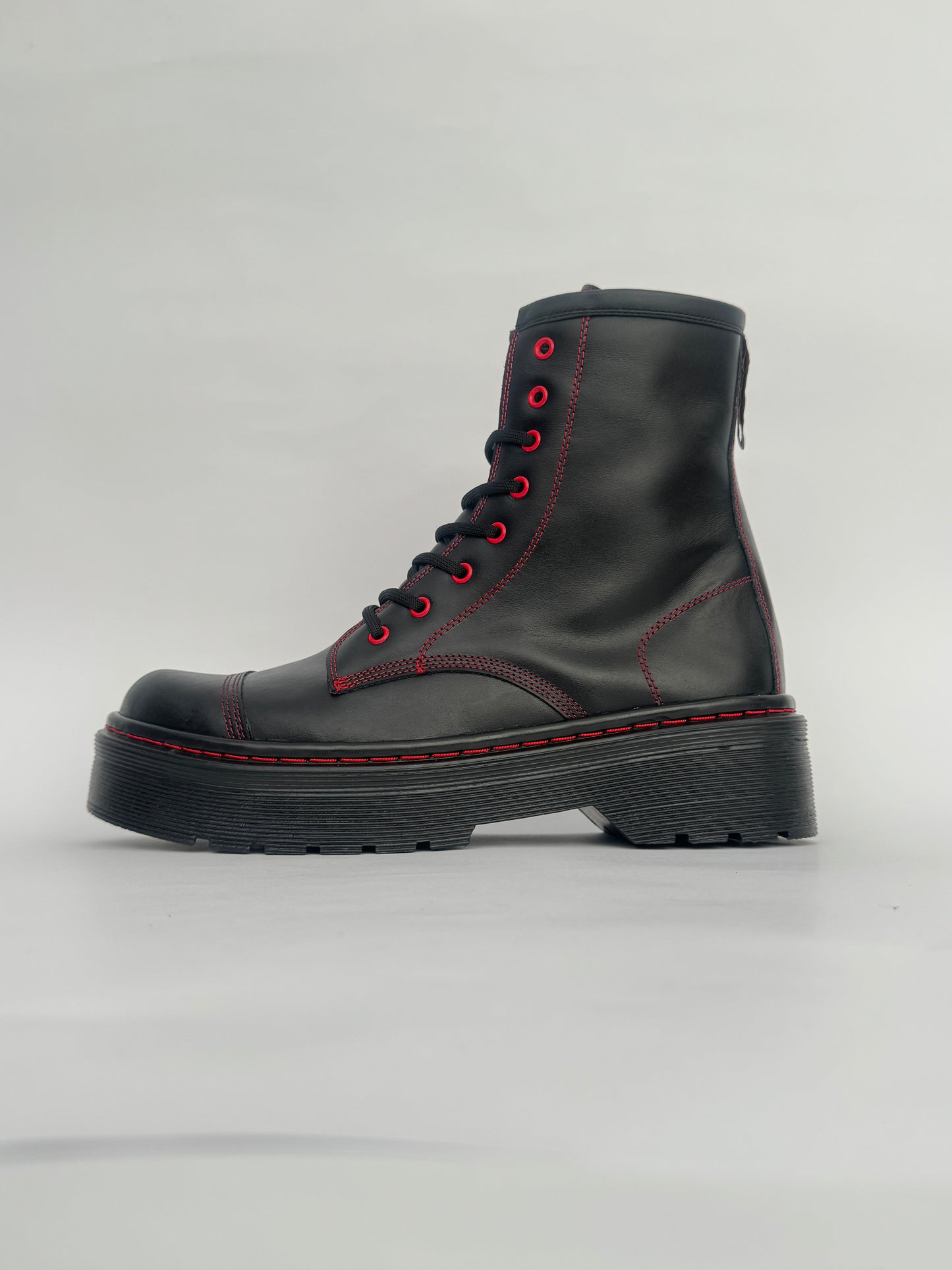 PERSONALIZADOS COSTURAS ROJAS PUNTA PARTID