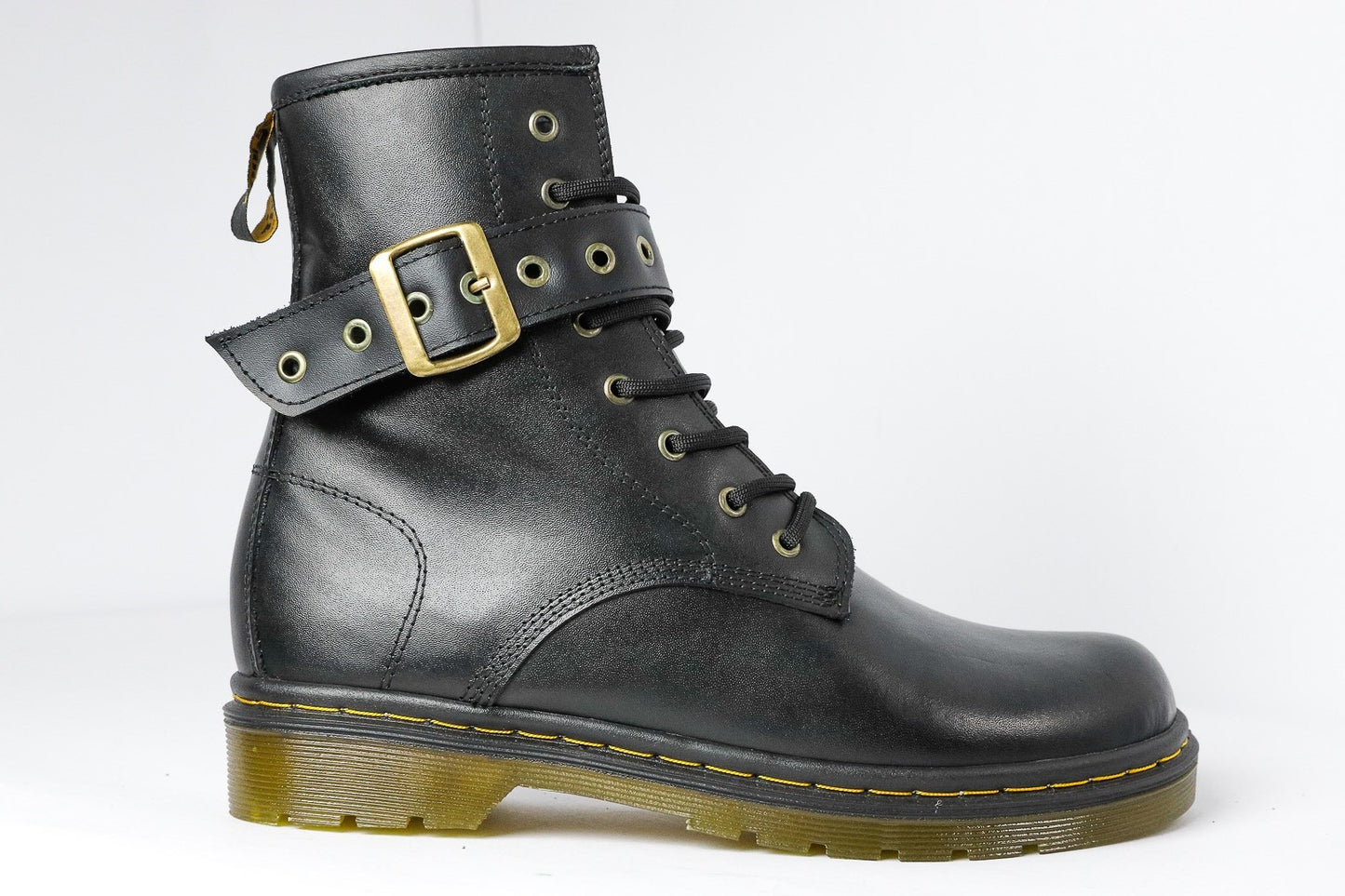 BOTA CON 1 CORREA- ESTILO ROCKER Y METALERO