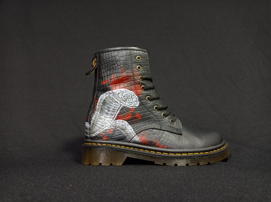 BOTA EN CUERO- PERSONALIZADA